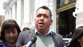 Congresista Darwin Espinoza dice que está dispuesto a dejar subcomisión si otros investigados hacen lo mismo