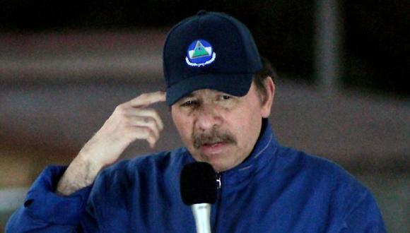 El presidente de Nicaragua, Daniel Ortega, pronuncia un discurso durante la inauguración del paso elevado de Nejapa en Managua.