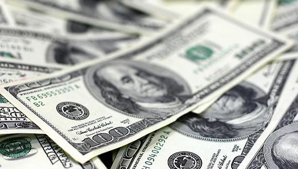 El dólar en la plaza mayorista finalizó con un alza del 0.37% a 37.84 unidades. (Foto: Reuters)