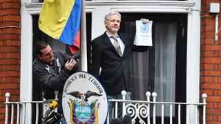 Ecuador gastó millones de dólares en proteger a Julian Assange