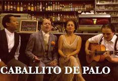 Los Juanelos y su versión criolla de ‘El caballito de palo’ | VIDEO