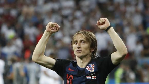 Luka Modric es el líder de Croacia, que buscará vencer a Francia para coronarse por primera vez en su historia como campeón del mundo. (Foto: AP)
