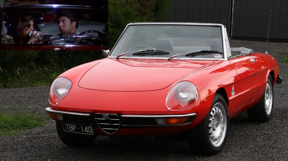 ALFA ROMEO SPIDER 1600 DUETTO: Este convertible de 1966 es uno de nuestros preferidos. Fue el auto de Benjamin (Dustin Hoffman), en 'El Graduado'.