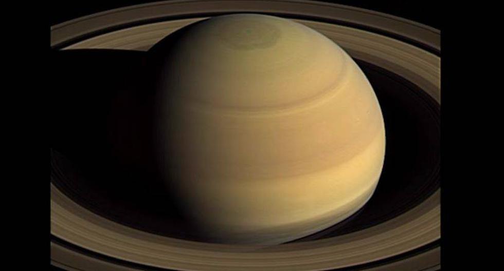 Nave de la NASA Cassini inicia la recta final de su viaje a Saturno (NASA)