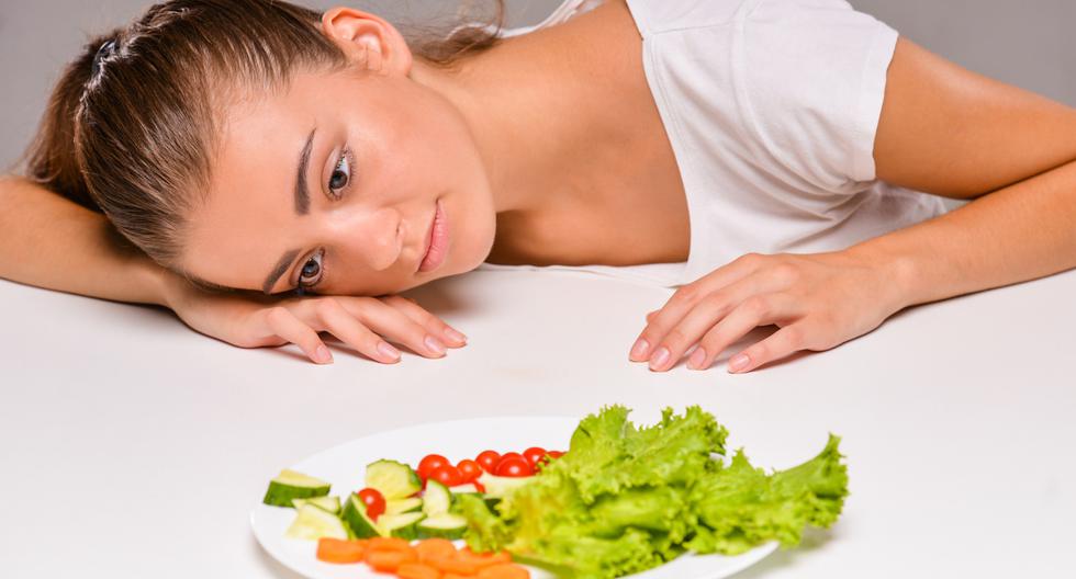 Las dietas restrictivas pueden provocar efectos secundarios como trastornos gastrointestinales, tales como diarrea o estreñimiento.