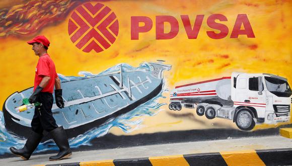 El FBI investiga a empresas mexicanas y europeas por hacer negocios con Petróleos de Venezuela (PDVSA). (REUTERS/Carlos Garcia Rawlins/File Photo).