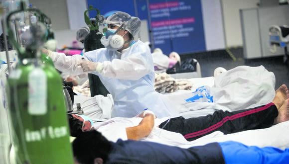 Publican ley que reconoce trabajo de servidores públicos en el ámbito de salud. (Photo by Oscar ROSARIO / AFP)