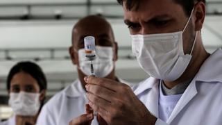 Brasil transportará vacunas contra el coronavirus en neveras de vendedores ambulantes del Carnaval de Río
