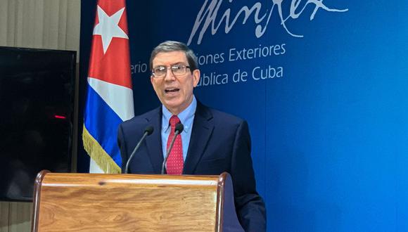 El canciller cubano, Bruno Rodríguez, habla durante una conferencia de prensa en la Cancillería en La Habana, el 13 de julio de 2021. (Katell ABIVEN / AFP).