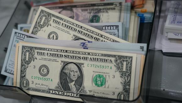 Dólar en Perú HOY, 23 de abril de 2023: Revisa el tipo de cambio y cotización del dólar en las apps gratuitas disponibles en la red | ( Foto Bloomberg)