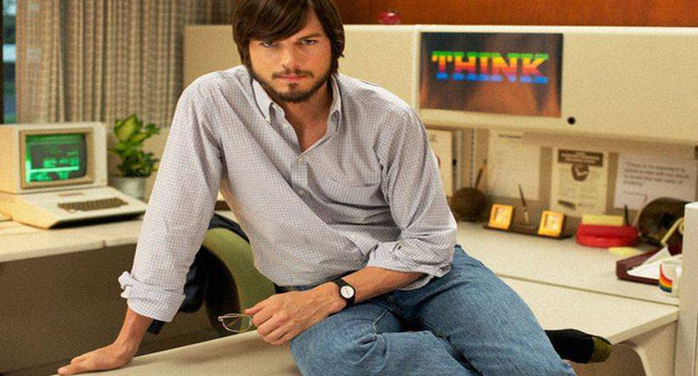 Ashton Kutcher interpreta a Steve Jobs en la película jOBS. (Foto: Captura/