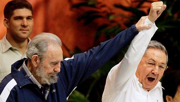 Montaner considera que si Fidel Castro era el &quot;gran freno a los cambios&quot;, Ra&uacute;l tiene ahora el &quot;camino abierto para enterrar ese sistema reiteradamente improductivo&quot;. (Foto: Reuters)