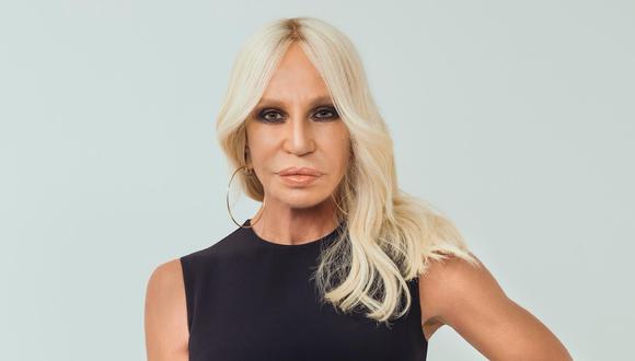 "Me siento constantemente inspirada y me siento tan afortunada de estar rodeada de gente tan extraordinariamente creativa" fue parte del mensaje de Donatella en referencia a su cumpleaños y las recientes experiencias que tuvo en torno a la Met Gala.
(Foto: IG @donatella_versace)