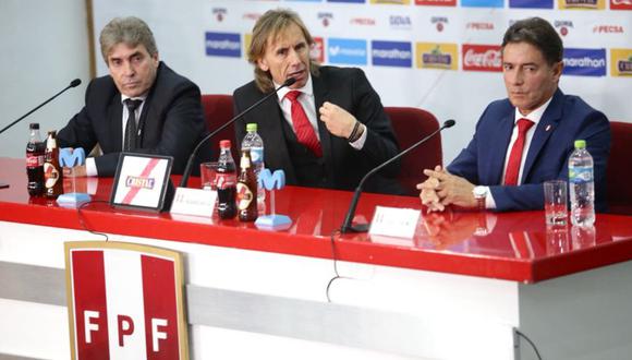 Ricardo Gareca se manifestó en conferencia de prensa sobre su futuro al mando de la selección peruana. Además, se pronunció sobre la actualidad del presidente de la FPF, Edwin Oviedo (Foto: @SelecciónPerú)