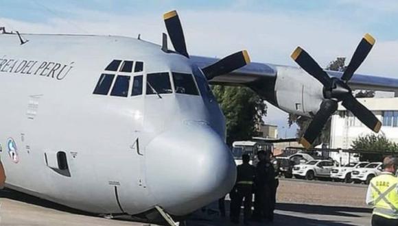 Avión Hércules de la FAP que iba a la Antártida sufre desperfecto en Chile. (Twitter)