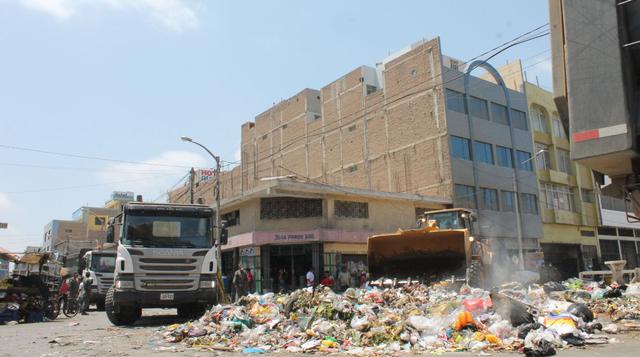 Chiclayo: el Ejército ayuda a limpiar la ciudad [Fotos] - 1