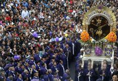 Señor de los Milagros recorre las calles del Centro de Lima