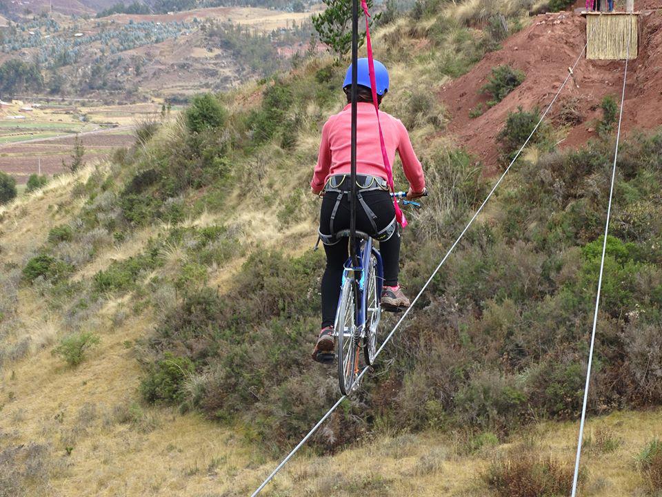 Una vez en la cima, el visitante podrá disfrutar del viento frío y andino de la ciudad. (Foto: Facebook Skybike Cusco)