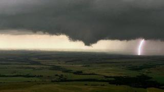Estados Unidos: un nuevo tornado podría amenazar Oklahoma City