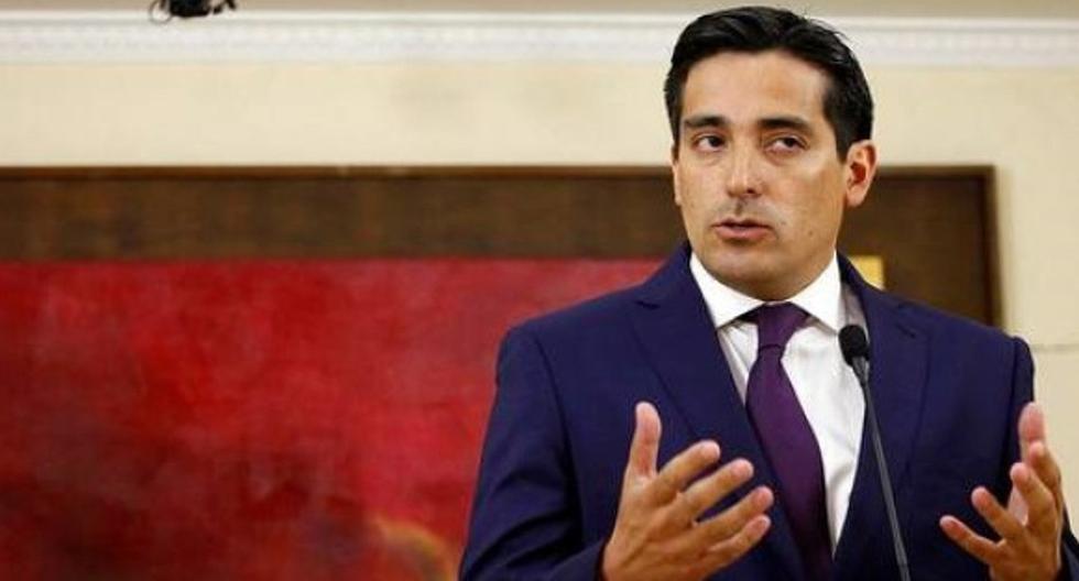 Rodrigo Peñailillo, ministro del Interior de Chile, se pronunció sobre el caso del presunto espionaje. (Foto:  radio.uchile.cl)
