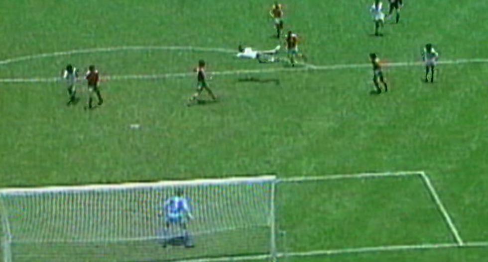 Manuel Negrete marcó el mejor gol en la historia de los Mundiales, según informó la FIFA. | Foto: Captura