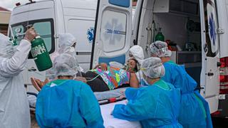 Brasil registra 54.742 casos y 1.351 muertes por coronavirus en un día 