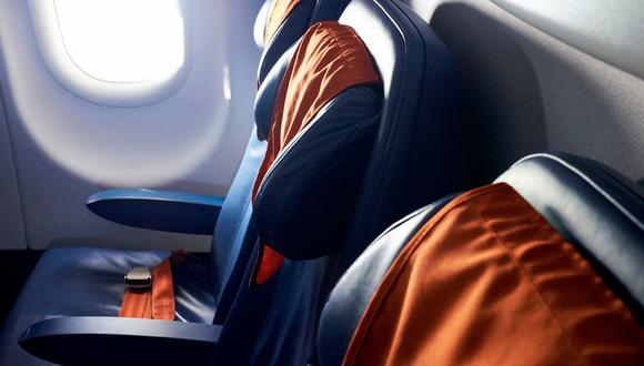 Los atractivos premios que ofrece una aerolinea australiana para quienes reserven el asiento del medio | Foto: Unsplash