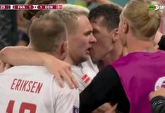 Francia se descuidó: gol de Christensen, en un córner, para el 1-1 de Dinamarca | VIDEO
