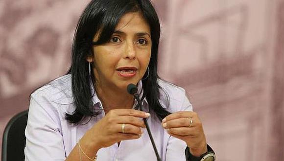 Chavismo arremete contra diario por 'crucigramas conspirativos'
