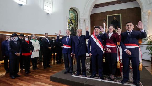 El presidente Pedro Castillo tomó juramento a tres nuevos ministros de Estado este miércoles en Palacio de Gobierno. (Foto: Presidencia)