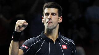 Djokovic batió a Federer en el debut de ambos en el Masters de Londres
