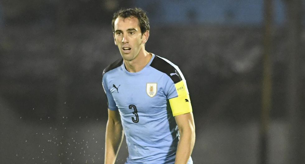 Diego Godín dejó de lado el Perú vs Uruguay para solidarizarse con las familias afectadas. (Foto: Getty Imag)