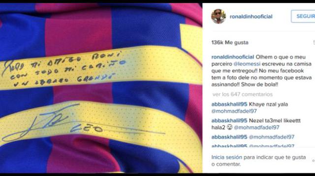 Lionel Messi a Ronaldinho: regalo y emotiva dedicatoria - 2