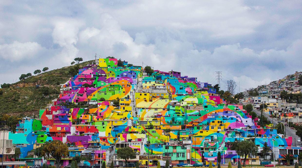 Un colorido mural transforma y alegra un barrio en México - 1