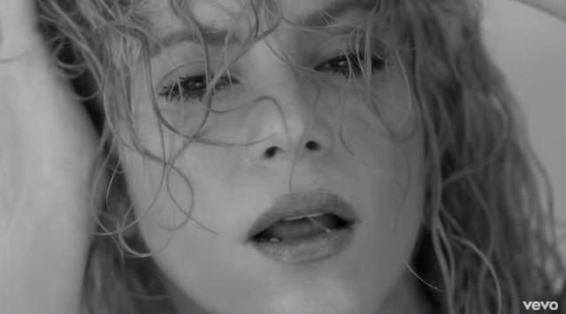 Shakira estrenó sensual videoclip con Maluma. (Captura de pantalla)