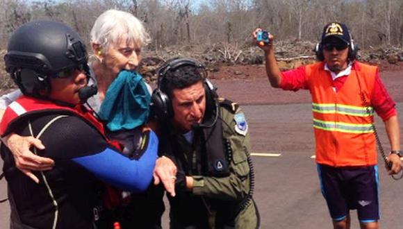 Ecuador rescata a turista de 81 años que se perdió en isla. (Foto: Twitter)