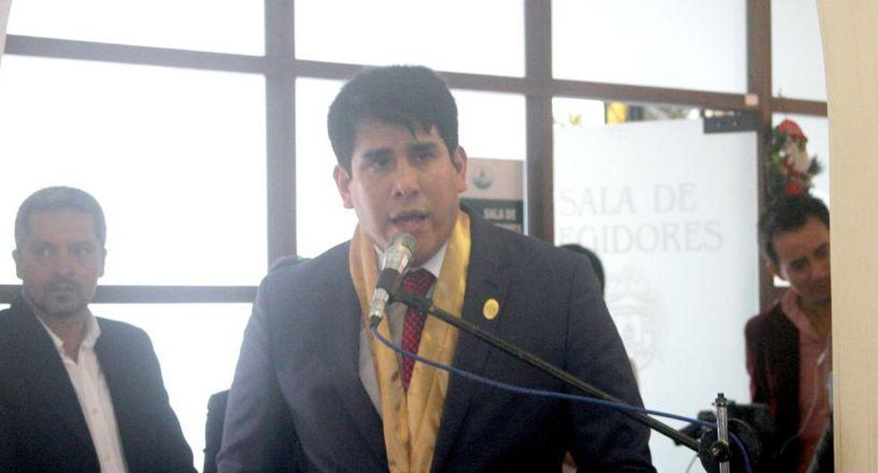El alcalde Carlomagno Chacón indicó que ha implementado un plan de emergencia para evitar el colapso de la municipalidad. (Foto: Facebook)