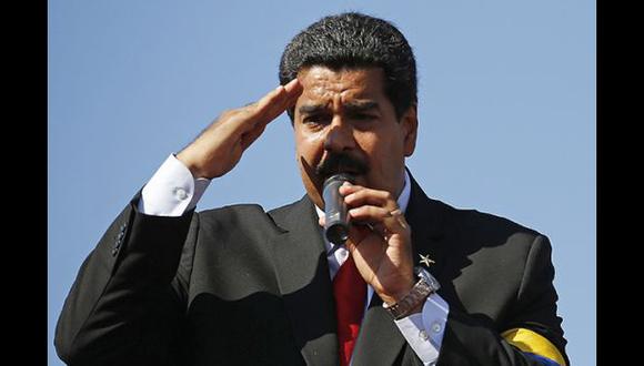 Maduro defiende aumento salarial para militares en Venezuela
