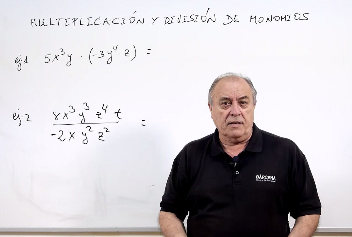 El profesor Carlos Maxi Bárcena se ha pasado a TikTok para enseñar matemáticas. (@aprende.mates)