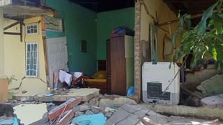 Terremoto de magnitud 6,2 golpea Indonesia y provoca daños materiales