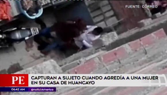El agresor identificado como Kenny Rojas fue detenido por la Policía y trasladado hasta la comisaría de Huancayo. (Captura: América Noticias)