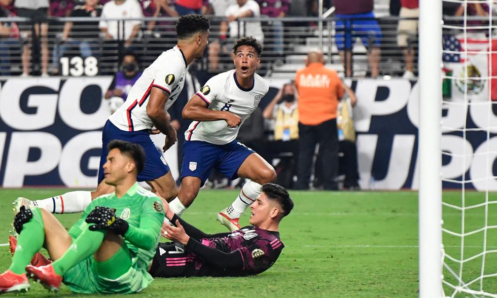 Estados Unidos se coronó campeón de la Copa Oro 2021 tras ganarle 1-0 a México con gol de Robinson | Foto: AFP