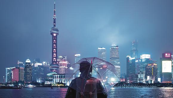 La moderna Shanghái es una de las ciudades más pobladas, importantes y tecnológicas de China. Este país espera convertirse en unos años en la primera potencia mundial.