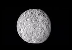 ¿Por qué el planeta enano, Ceres, no tiene cráteres grandes?