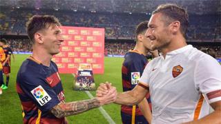Lionel Messi felicitó a Francesco Totti por sus 40 años [VIDEO]