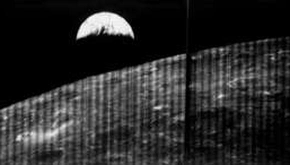 La foto que hoy cumple 50 años hizo historia: "Estabas viendo al planeta desde otro cuerpo desolado y eso ponía a la Tierra en perspectiva en el espacio", cuenta Friedlander.