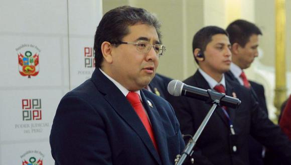 El contralor general de la República, Nelson Shack, juró en su cargo ante el presidente del Poder Judicial este lunes 24 de julio. (Andina)