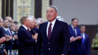Expresidente de Kazajistán insta a apoyar a gobierno en medio de crisis