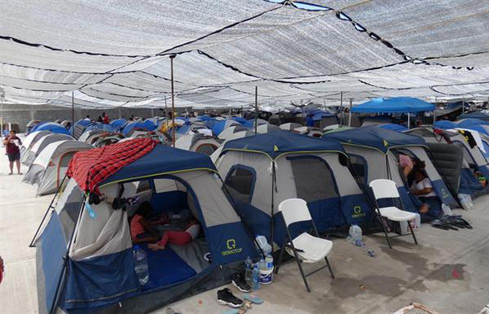 Vista general de las carpas para migrantes al interior de un albergue, el 21 de septiembre de 2021, en la ciudad de Reynosa, estado de Tamaulipas (México). (Foto: Martín Juárez Torres/EFE)