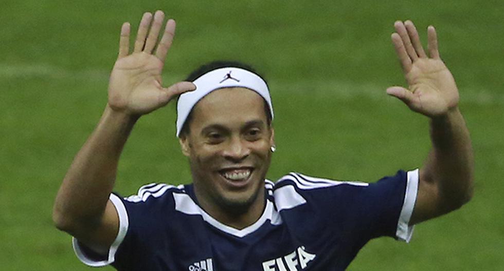 Christian Ramos tendría un compañero de talla mundial en Gimnasia y Esgrima de la Plata. Ronaldinho fue propuesto para reforzar el club argentino. (Foto: Getty Images)